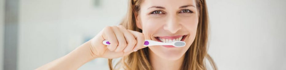 proper brushing of teeth by a glendale dentist